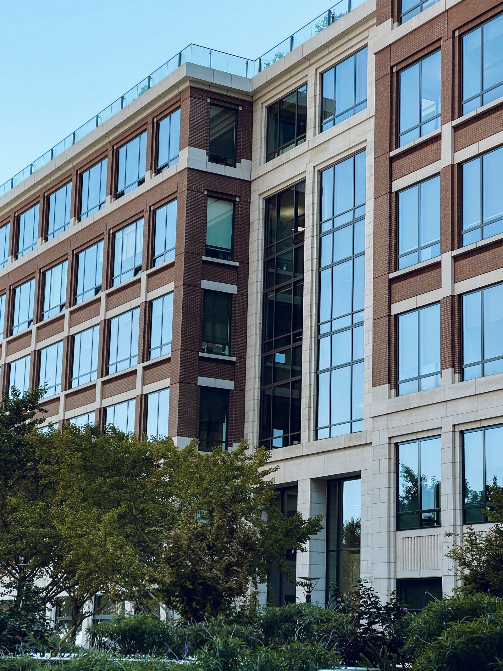現代建築空間與樓宇立面